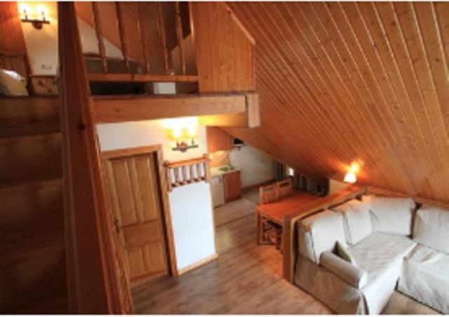 One-Bedroom Apartment,1580177231:JPEG